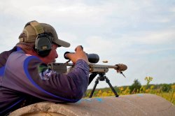 Scharfschützenwettbewerb: „Precision Rifle Series“ (PRS) Scharfschützenwettbewerb: „Precision Rifle Series“ (PRS)
