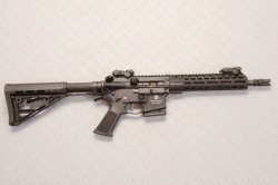 Vorstellung und Video: Heiße AR-15 News von Schmeisser Schmeisser AR15-Modelle S4F, M4FL und M5FL.