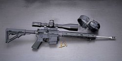 Testbericht: SIG M400 SDPC in .223 Remington SIG M 400 SDPC in .223 Remington Seitenansicht von rechts