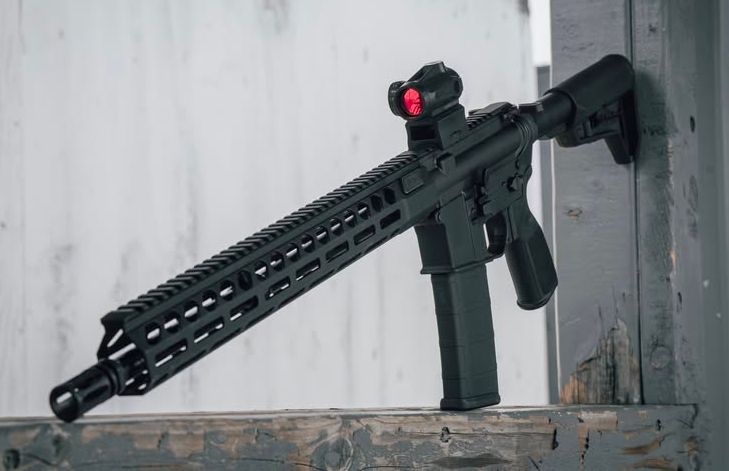 sig-sauer: SIG Sauer M400-FORGE: Neues AR-15 der M400-Serie in zwei Varianten vorgestellt