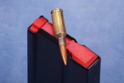 SMH Precision Tactical A5: Die Long-Range-Repetierbüchse in Kaliber 6 mm Norma BR im Test AICS-Kastenmagazin der SMH Precision Tactical A5 Long-Range-Repetierbüchse