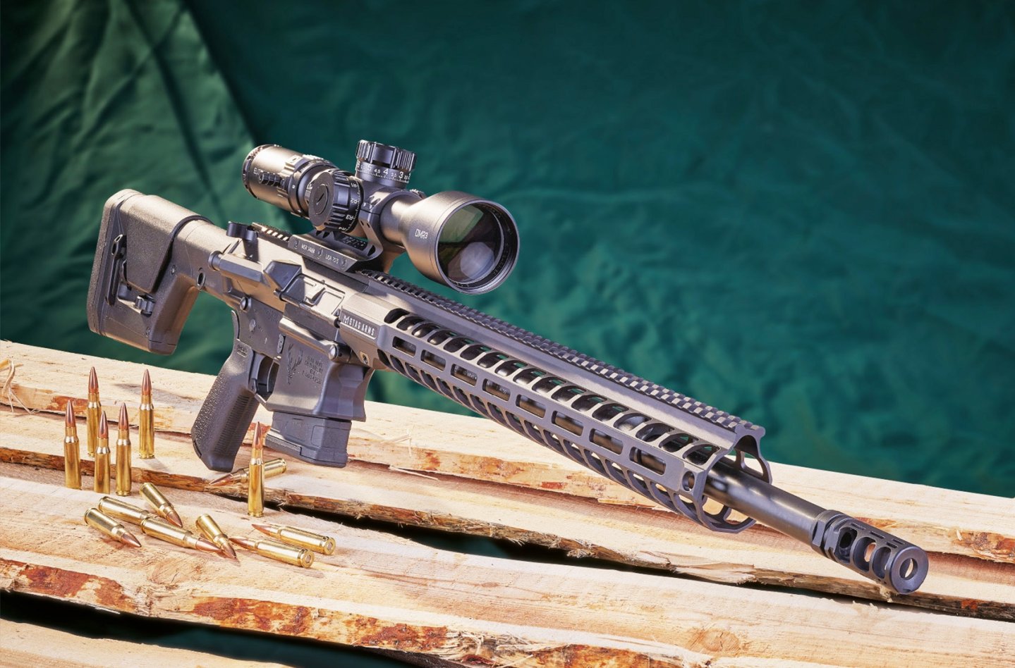 Match-Halbautomat auf Basis des AR-10 in .308 Winchester: Stag Arms Stag 10 Long Range AR-10-Büchse Stag 10 Long Range komplett von rechts.