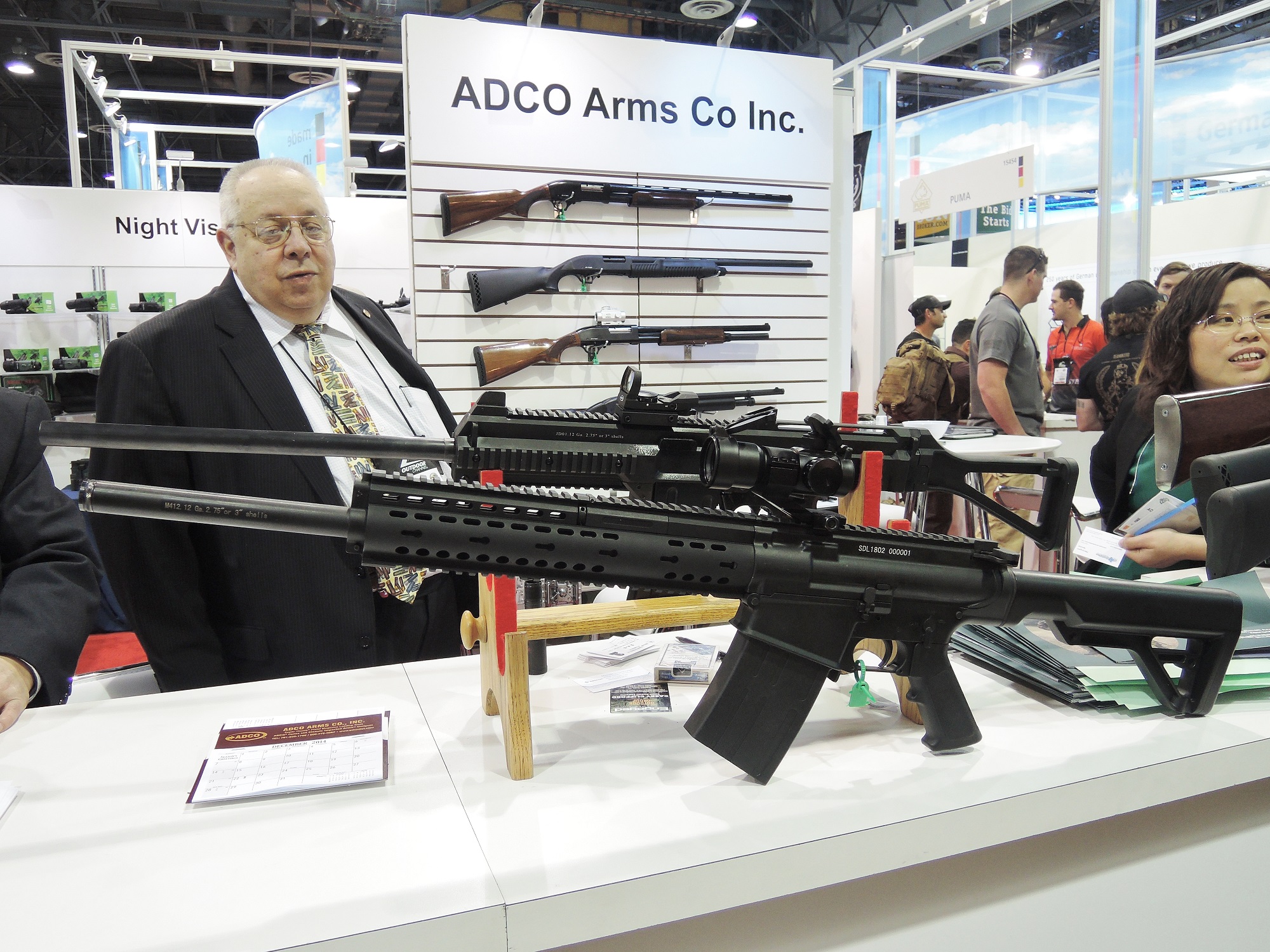 shot-show: Halbautomatische Flinte: ADCO - Hunan Ordnance JD01 und M412