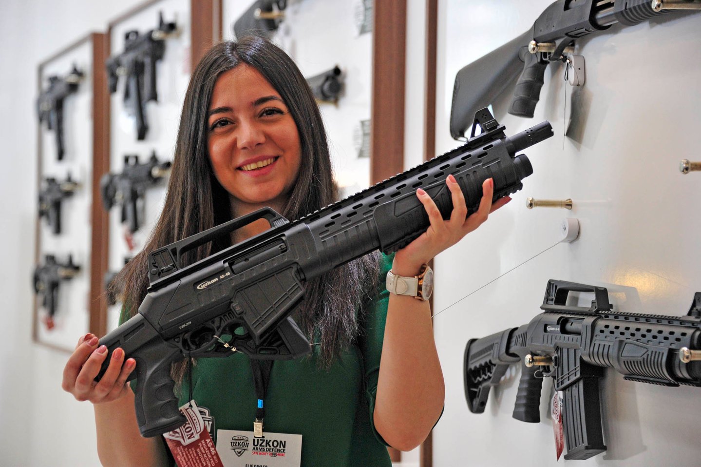 Uzkon AS46 Vorderschaftrepetierflinte Pump-Gun AS46 auf der IWA