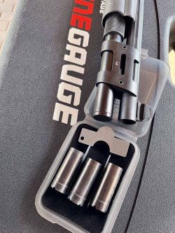 Drei Choke-Einsätze gehören zum Lieferumfang der Renegauge-Flinten von Safari Arms.