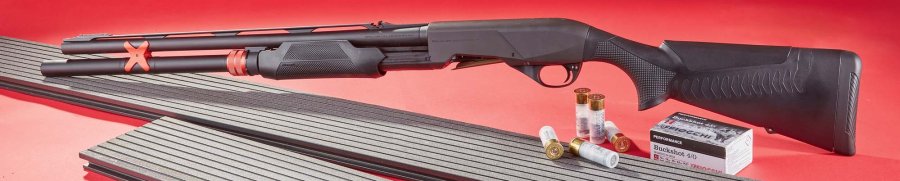 Wettkampf-Vorderschaftrepetierer in Kaliber 12/76 im Test: Die Benelli Nova Speed Benelli Nova Speed komplett von links.