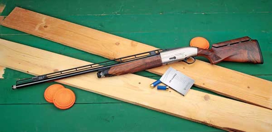 VISIER-Test der Beretta A400 Xcel Multitarget. Seitenansicht der Flinte Beretta A400 Xcel Multitarget von links.