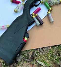 Hinterschaft TactaLoad an Ferkinghoffs Mossberg 590S.