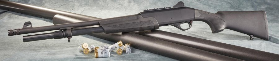 Repetierflinte in 12/76 im Test: Stoeger P3000 – was kann die Waffe für unter 500 Euro sportlich? P3000 Tactical von Stoeger komplett.