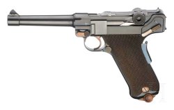 Die 105. Auktion bei Hermann Historica steht an. Unsere Übersicht der vielversprechendsten Lose Replika der legendären Luger im Kaliber .45 ACP.