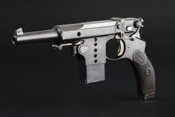 Hermann Historica Auktion am 18. Mai 2022: Einzelstücke und besondere Waffen unter dem Hammer Bergmann 1897 Nr. 5.