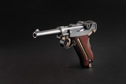 Hermann Historica: Schusswaffen aus fünf Jahrhunderten am 24. Oktober 2022 und Sammlung Binker am 25. Oktober 2022 Die American Eadle Cartridge Counter von rechts.