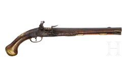 Hermann Historica: Ergebnisse der Online-Auktion Nr. 101 vom 10-11 Juli 2024 – Nachverkauf noch bis 31. August Steinpistole, gebaut um 1730 vom Büchsenmacher Christoph Joseph Frey.