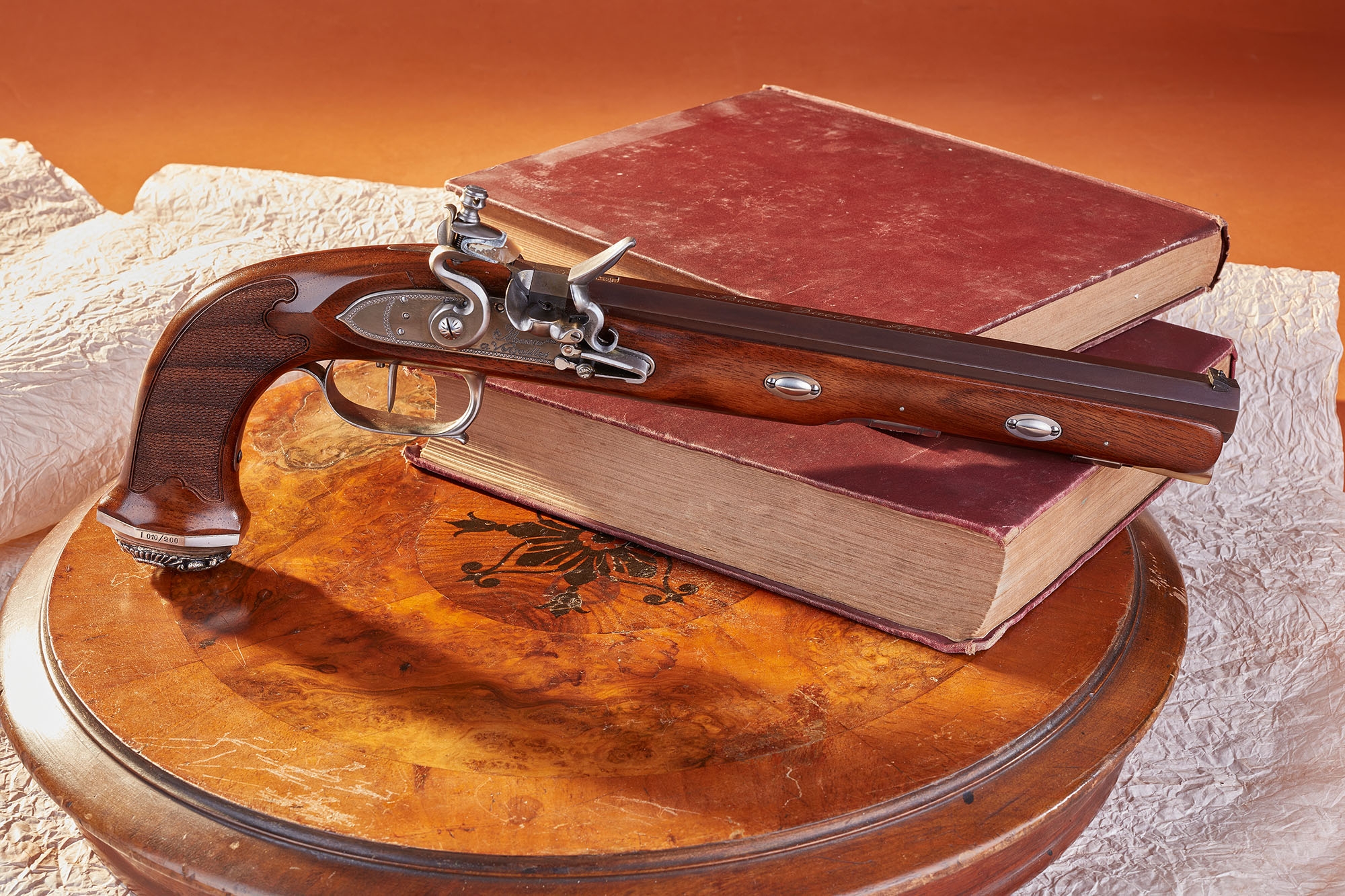 pedersoli: Die Vorderladerpistole Pedersoli Boutet 1er Empire Commemorative im Praxistest mit Video. Einst purer Luxus, heute als Nachbau ein beliebter "Neo-Klassiker"  pedersoli: Die Vorderladerpistole Pedersoli Boutet 1er Empire Commemorative im Praxistest mit Video. Einst purer Luxus, heute als Nachbau ein beliebter "Neo-Klassiker"