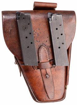 VIS Radom in 9mm Luger: Ein unterschätzter Pistolenklassiker aus Polen Holster für die VIS Radom.