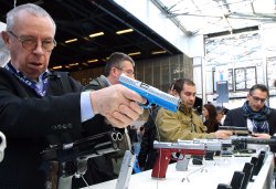 ARSENAL FIREARMS führt aluminiumlegierte Rahmen für die Pistole Strike-One ein ARSENAL FIREARMS führt aluminiumlegierte Rahmen für die Pistole Strike-One ein