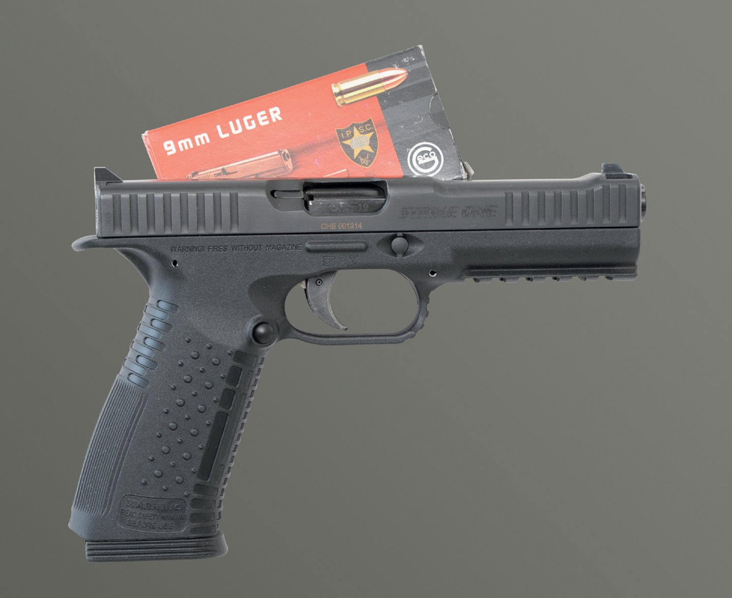 Lesen Sie hier unseren Test der Arsenal Firearms Strike One in 9 mm Luger. Lesen Sie hier unseren Test der Arsenal Firearms Strike One in 9 mm Luger.