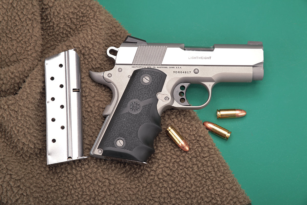 pistolen-9mm-test: Test: Colt Defender in 9 mm Luger