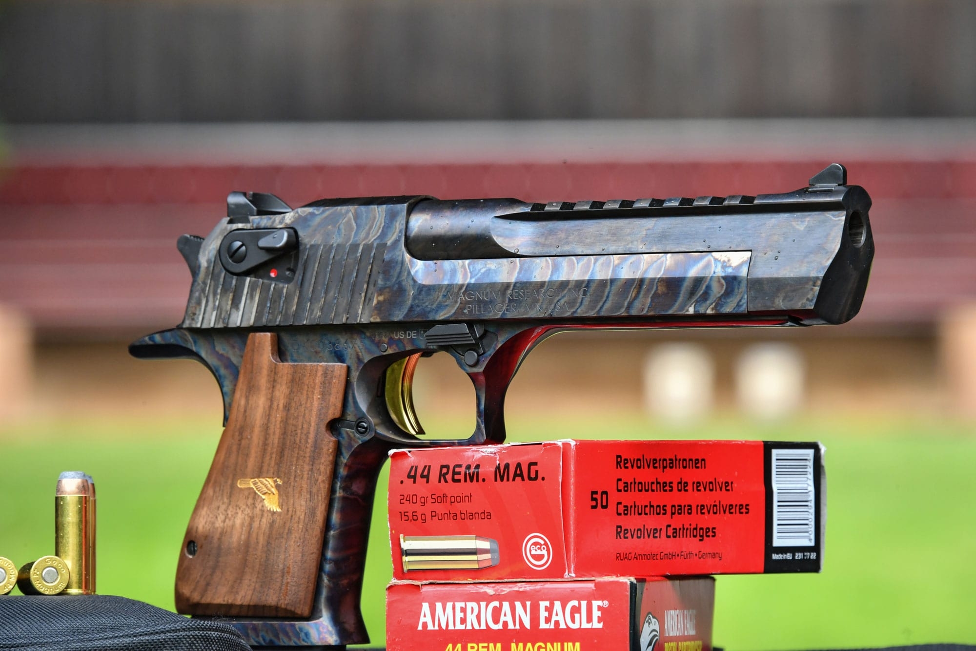 ferkinghoff: Auf dem Schießstand: Magnum Research Desert Eagle XIX 6" Case Hardened in .44 Magnum – exklusiv bei Waffen Ferkinghoff erhältlich