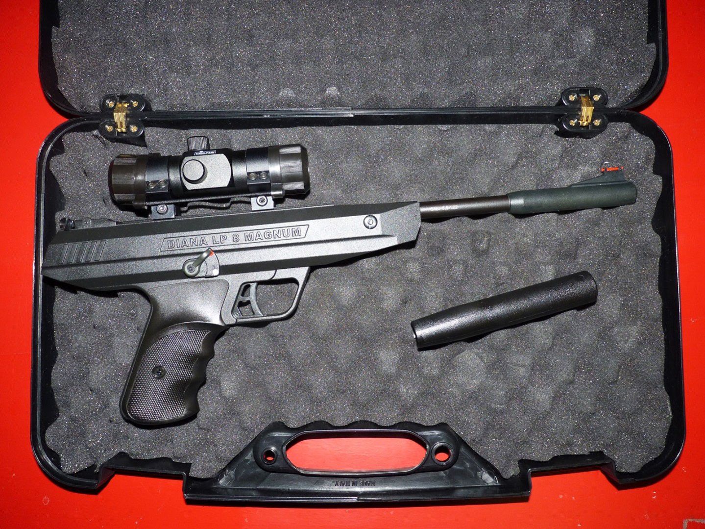 Test: DIANA LP8 Magnum Luftpistole Luftpistole DIANA LP8 Magnum mit Red Dot und Koffer