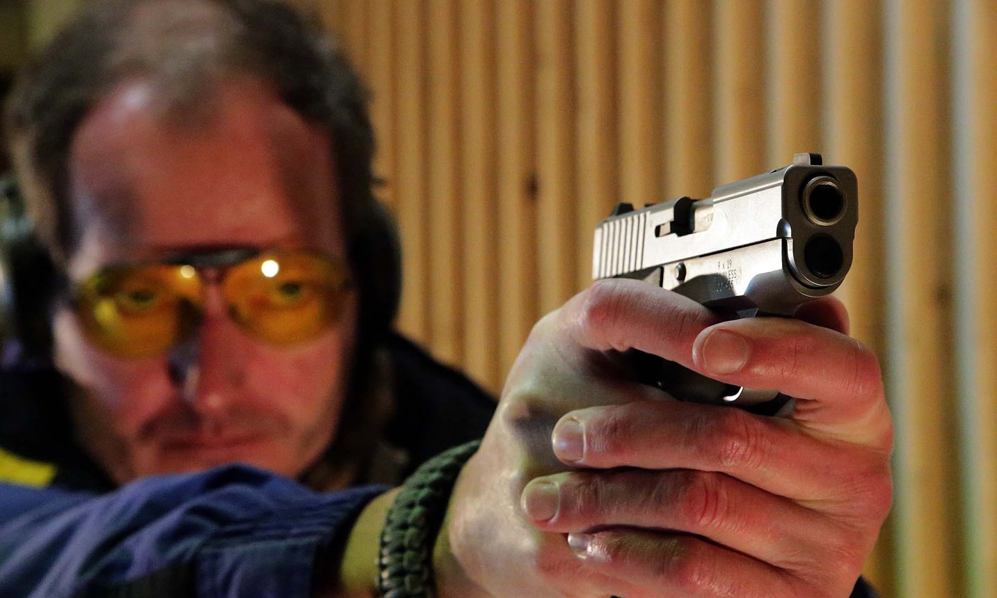 FERKINGHOFF importiert Pistolen von KAHR FERKINGHOFF importiert Pistolen von KAHR