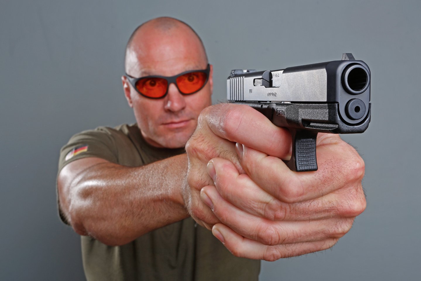 Test: GLOCK G30S in .45 ACP Tino Schmidt testet die GLOCK G30S.