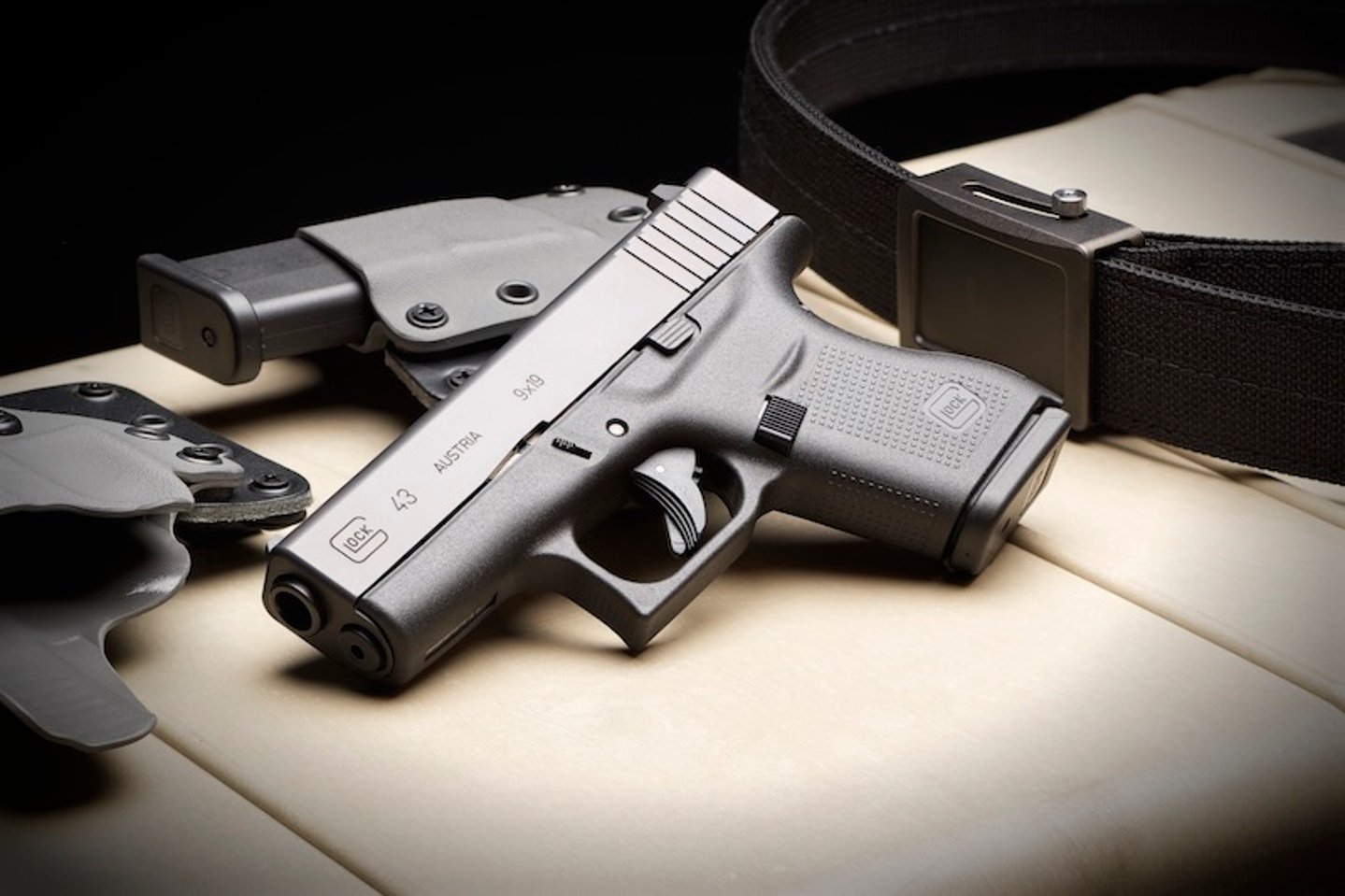 Brandheiß: GLOCK G43 - der neue Kraftzwerg in 9x19 Brandheiß: GLOCK G43 - der neue Kraftzwerg in 9x19
