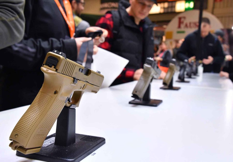 GLOCK auf der IWA 2018: die Geheimnisse hinter dem Erfolg G19X Pistolen