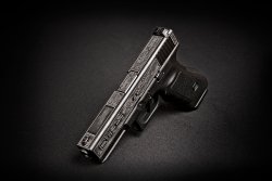 GLOCK auf der IWA 2018: die Geheimnisse hinter dem Erfolg GLOCK 22 aus der Sammlung von Gaston Glock