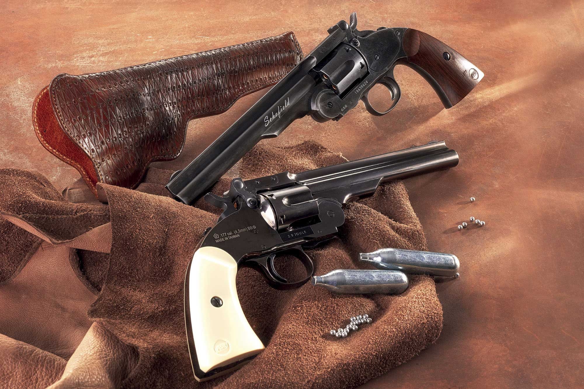 gsg: Test & Technik: GSG Schofield Kipplaufrevolver in 4,5 mm