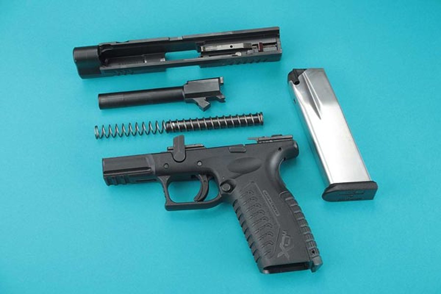 Test: HS Produkt XDM 4.5 Pistole im Kaliber .45 ACP Die HS Produkt XDM 4.5 zerlegt in ihre Einzelteile