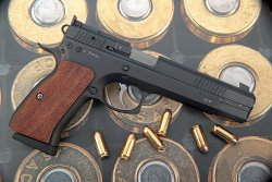 Longslide-Pistolen in .45 ACP – Ceska Zbrojovka CZ 97 Sport Longslide-Pistolen in .45 ACP – Ceska Zbrojovka CZ 97 Sport