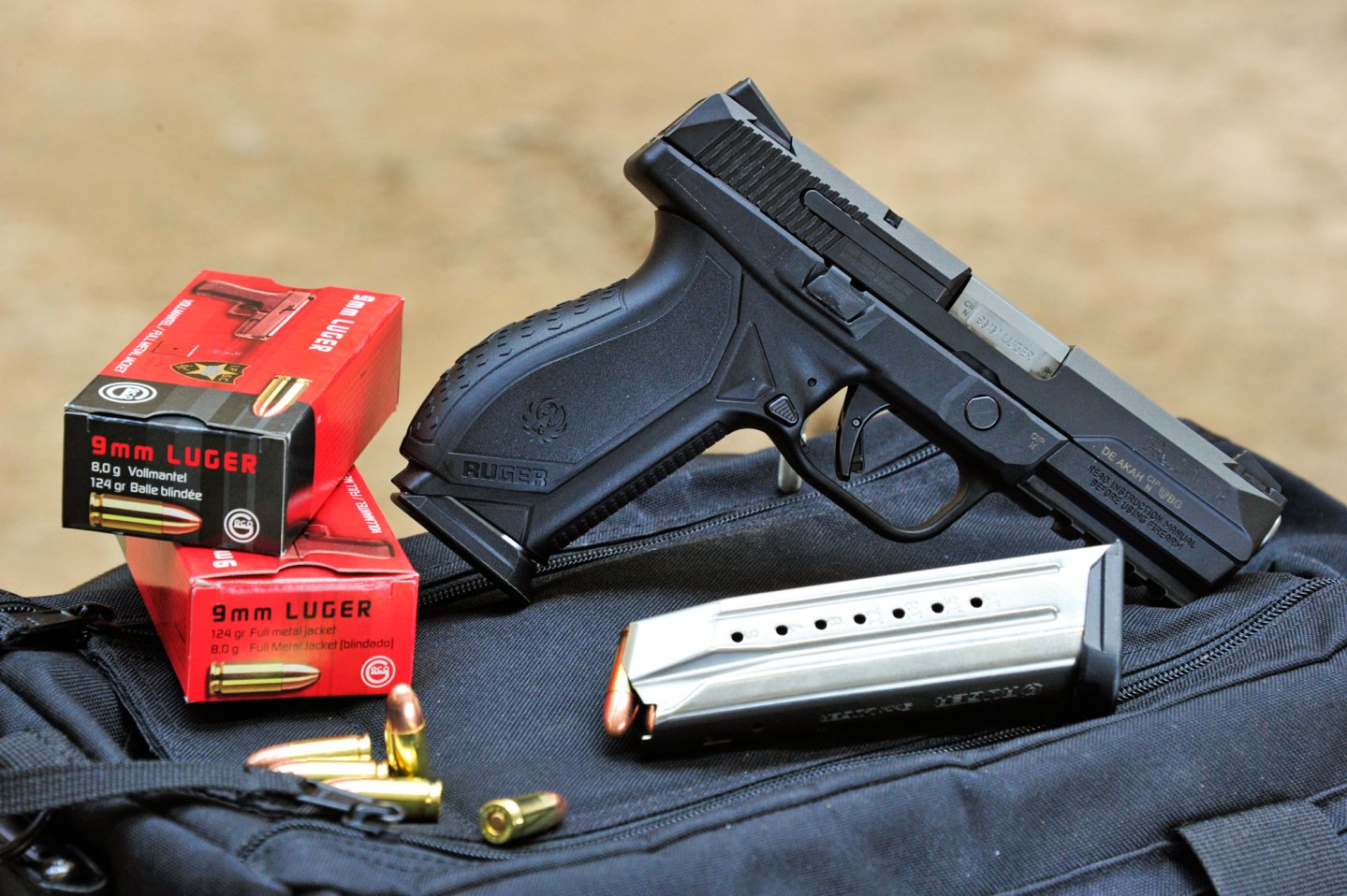 Ruger American Pistol mit Munition