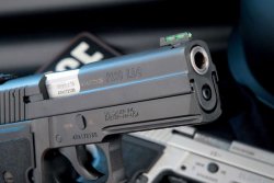 Test & Technik: P 226 LDC II Tacops SIG Sauer P226 LDC II Tacops Lichtsammlerstab