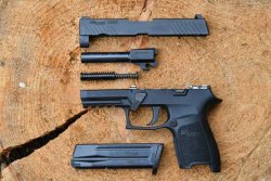 Video: SIG Sauer P320 Dienstpistole  SIG Sauer P320 Pistole zerlegt