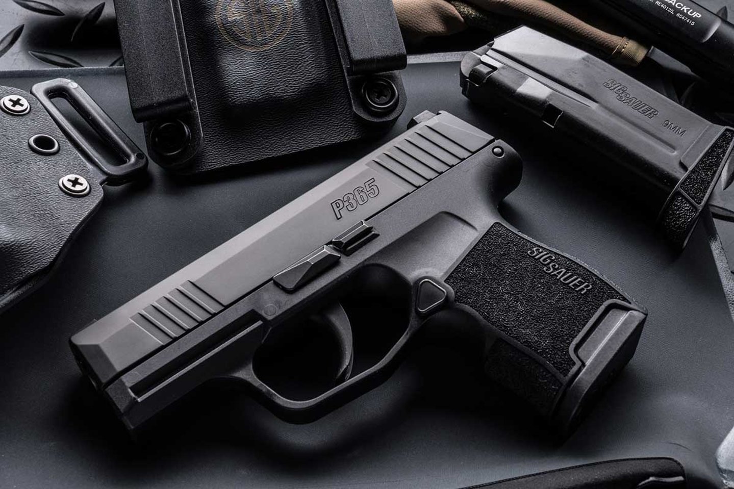 Neue Taschenpistole: SIG Sauer P365 Nitron Micro-Compact SIG Sauer P365 Taschenpistole liegend
