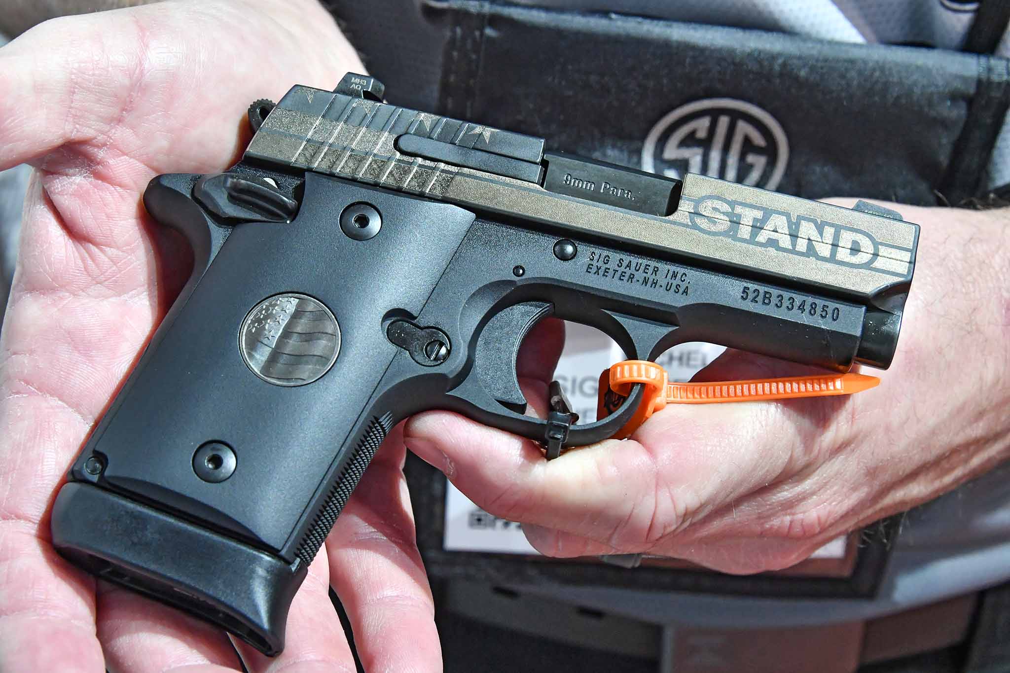 sig-sauer: SIG Sauer P938 Stand – Sondermodell der P938 zur SHOT Show 2018