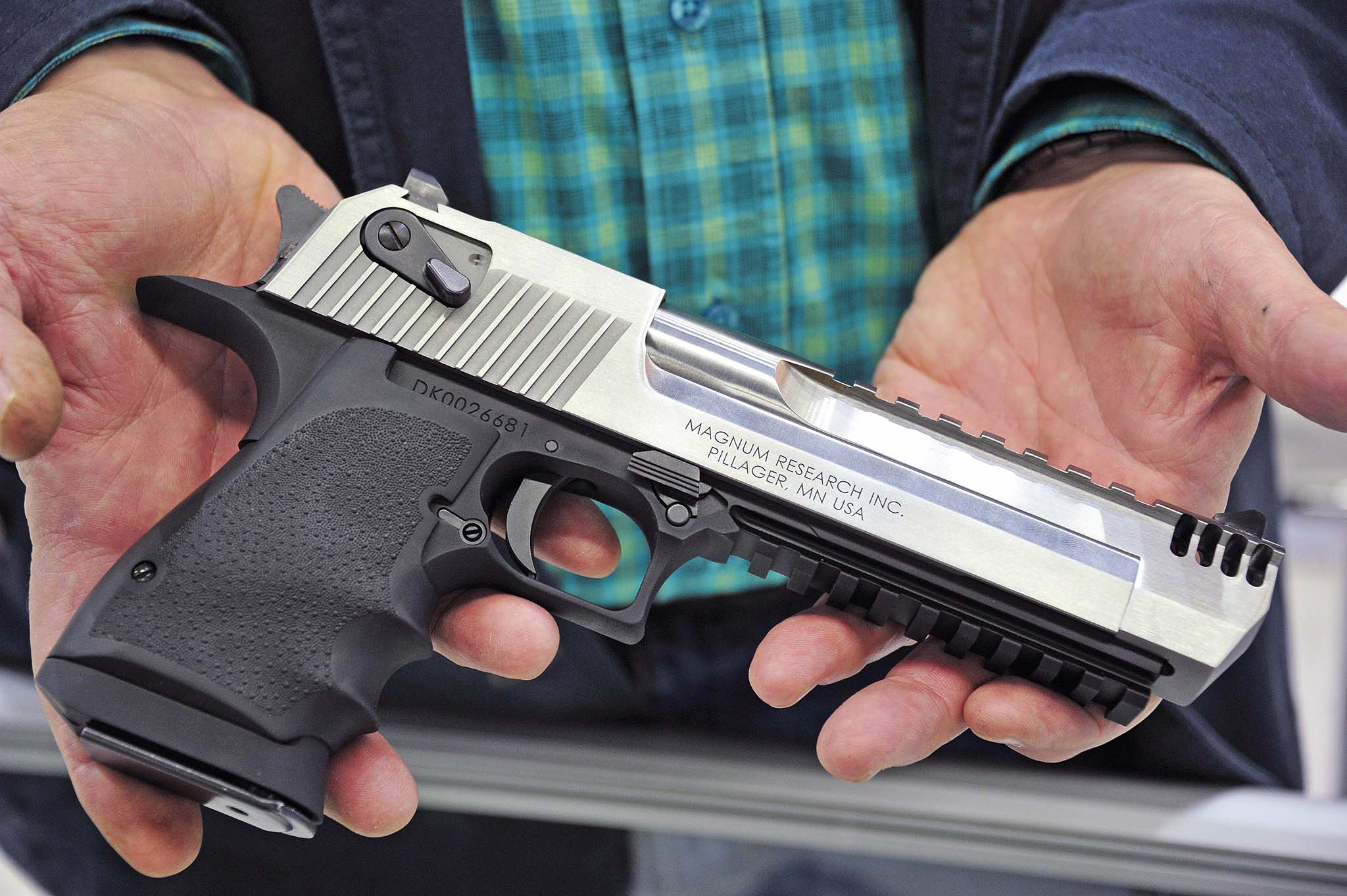 ferkinghoff: Waffen Ferkinghoff: Magnum Research Desert Eagle L5 und L6