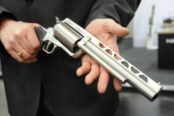 2015: Die neuen Pistolen+Revolver von Kahr und Magnum Research 2015: Die neuen Pistolen+Revolver von Kahr und Magnum Research