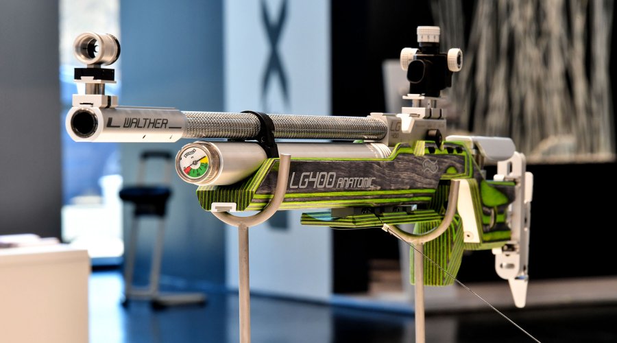 Green Pepper Schichtholzschaft und Griff beim WALTHER LG400