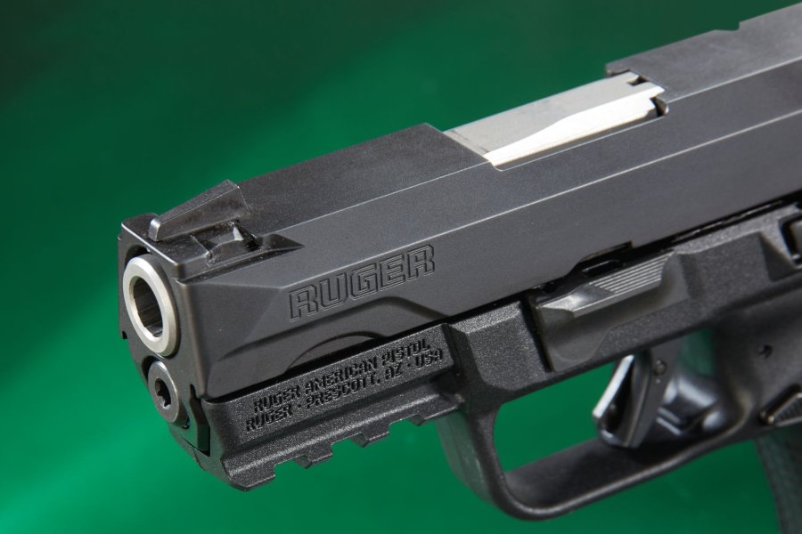 Kompakte Polymerpistole im Test: Was kann die Ruger American Pistol Compact im Kaliber 9 mm Luger? Mündungspartie der Ruger American Pistol Compact.