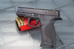 Vergleich: Acht Selbstladepistolen in 9 mm Luger Vergleich: Acht Selbstladepistolen in 9 mm Luger