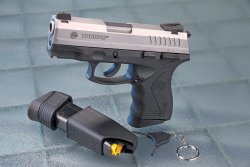 Vergleich: Acht Selbstladepistolen in 9 mm Luger Vergleich: Acht Selbstladepistolen in 9 mm Luger