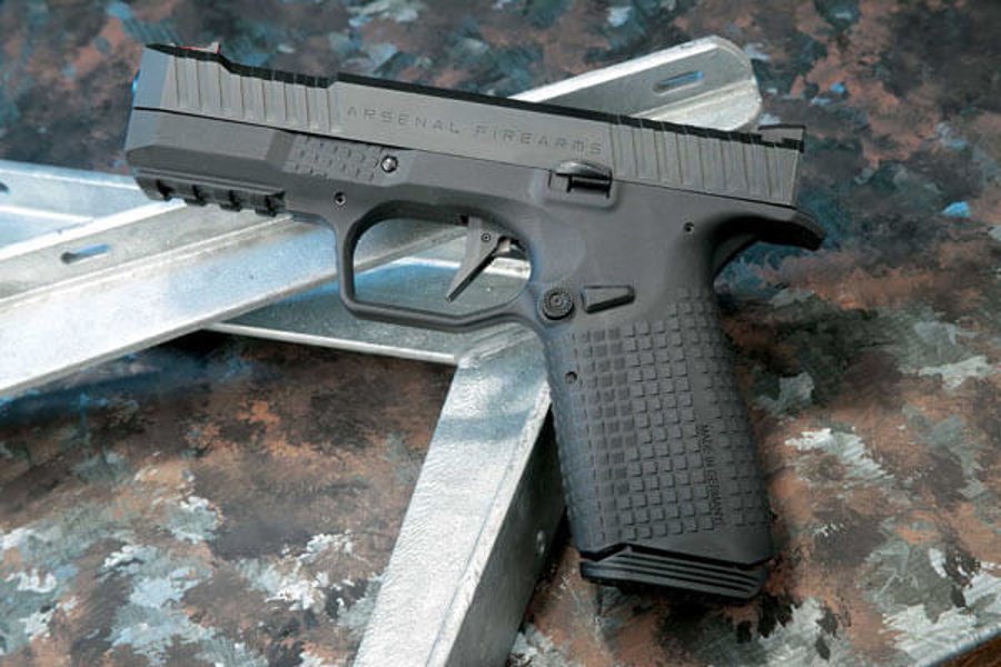 Test: STRYK B von Arsenal Firearms STRYK B Pistole von Arsenal Firearms und RUAG