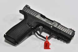 STRYK B: Neue 9 mm Pistole von Arsenal Firearms USA Polymerpistole STRYK B für Sportschützen