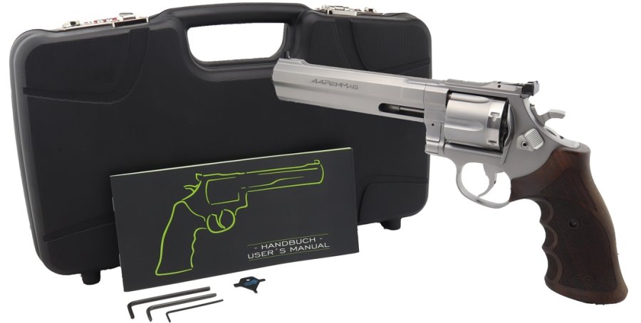 Neu bei B&H Waffenhandel: Der Premium-Revolver Spohr N670 im Kaliber .44 Magnum und vier Lauflängen Spohr N670 6,5-Zoll mit Koffer und Zubehör.