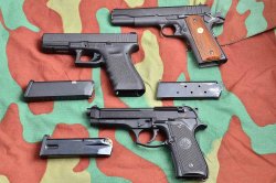 Beretta 92, Colt 1911, Glock 17: ein Vergleichstest Beretta 92, Colt 1911, Glock 17: ein Vergleichstest