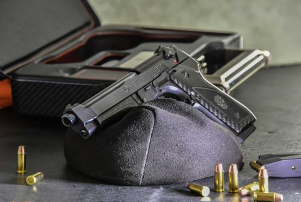 Beretta Fusion Black: exklusiver Test der Pistole auf dem Schießstand Die Beretta Fusion Black: Gesamtansicht der Pistole