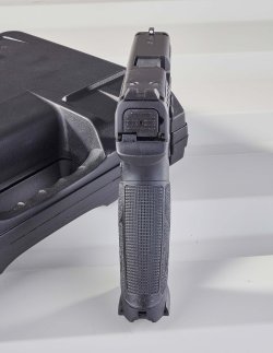 Beretta APX A1: Die überarbeitete Beretta Polymerpistole in 9 mm Luger im Praxistest Kimme und Korn der Beretta APX A1
