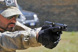 Solving pistol cartridge jams Solving pistol cartridge jams